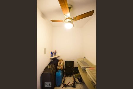 Apartamento à venda com 132m², 3 quartos e 2 vagas Apartamento à venda com 132m², 3 quartos e 2 vagasQuarto de serviço