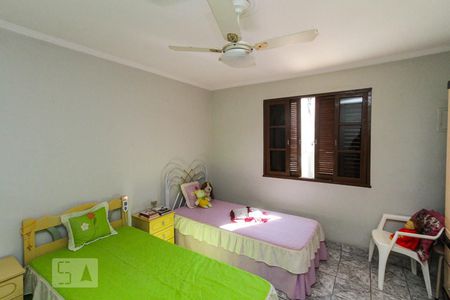 Casa à venda com 200m², 2 quartos e 2 vagasQuarto 02