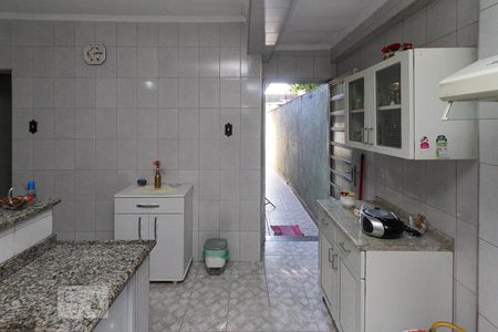 Casa à venda com 200m², 2 quartos e 2 vagasCozinha