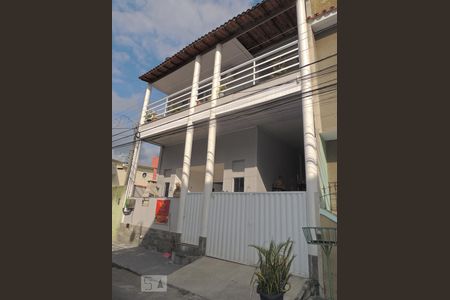 Casa à venda com 300m², 4 quartos e 3 vagasFachada 