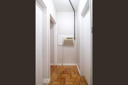 Apartamento à venda com 73m², 2 quartos e sem vaga Apartamento à venda com 73m², 2 quartos e sem vagaCorredor