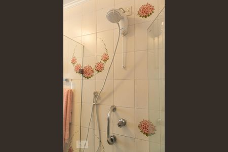 Casa à venda com 224m², 3 quartos e 5 vagas Casa à venda com 224m², 3 quartos e 5 vagasBanheiro da suíte