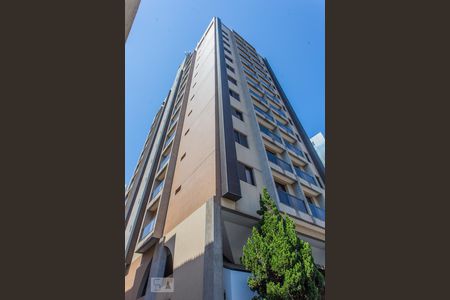 Apartamento para alugar com 35m², 1 quarto e 1 vaga Apartamento para alugar com 35m², 1 quarto e 1 vagaFachada