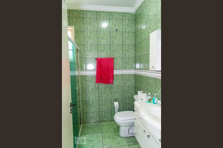 Casa à venda com 124m², 3 quartos e 3 vagasBanheiro