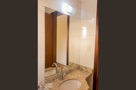Apartamento à venda com 70m², 2 quartos e 2 vagas Apartamento à venda com 70m², 2 quartos e 2 vagasEspelho