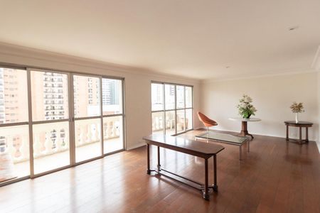Sala de apartamento para alugar com 3 quartos, 220m² em Cerqueira César, São Paulo