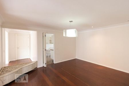 Sala de apartamento para alugar com 3 quartos, 220m² em Cerqueira César, São Paulo