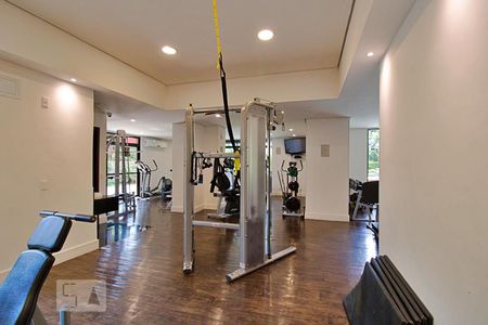 Apartamento à venda com 317m², 4 quartos e 5 vagas Apartamento à venda com 317m², 4 quartos e 5 vagasÁrea comum - Academia