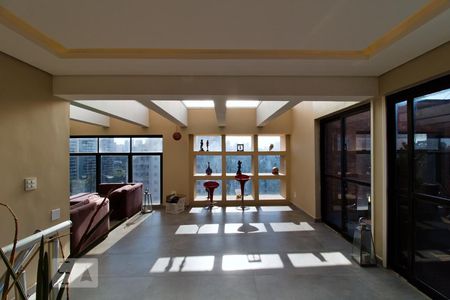 Apartamento à venda com 317m², 4 quartos e 5 vagas Apartamento à venda com 317m², 4 quartos e 5 vagasCobertura