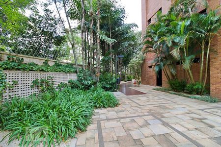 Apartamento à venda com 317m², 4 quartos e 5 vagas Apartamento à venda com 317m², 4 quartos e 5 vagasÁrea comum