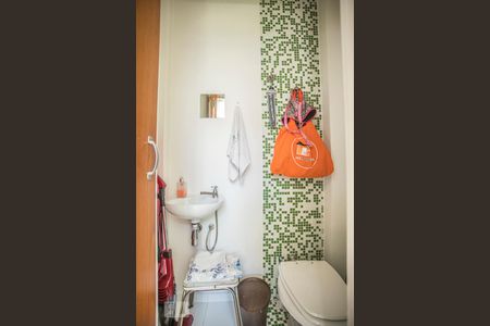 Apartamento à venda com 56m², 2 quartos e 1 vagaBanheiro de Serviço