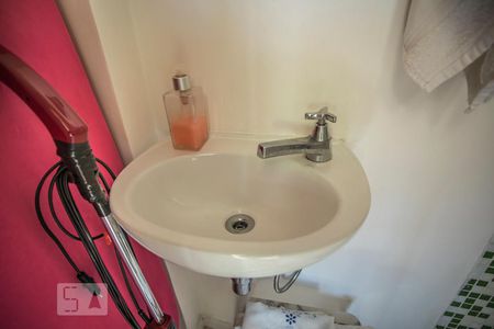 Apartamento à venda com 56m², 2 quartos e 1 vagaBanheiro de Serviço - Torneira