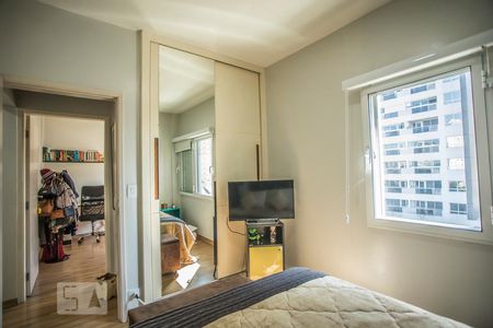 Apartamento à venda com 56m², 2 quartos e 1 vagaQuarto 2 - Armários