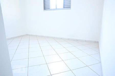 Quarto 2 de apartamento para alugar com 2 quartos, 50m² em Vila das Mercês, São Paulo