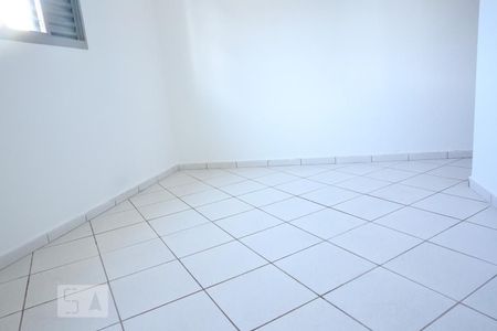 Quarto 2 de apartamento para alugar com 2 quartos, 50m² em Vila das Mercês, São Paulo