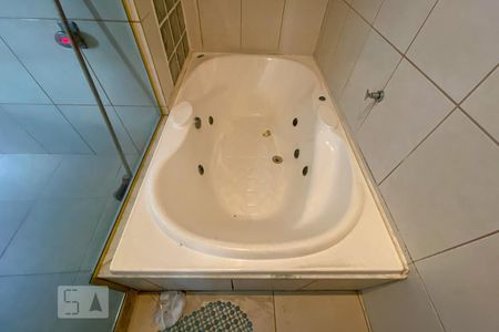 Apartamento à venda com 89m², 2 quartos e sem vaga Apartamento à venda com 89m², 2 quartos e sem vagaBanheiro da Suíte