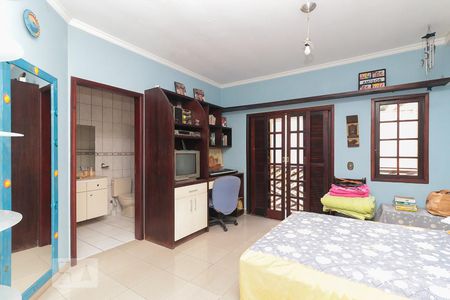 Casa à venda com 560m², 6 quartos e 6 vagas Casa à venda com 560m², 6 quartos e 6 vagasQuarto 3 - Suíte