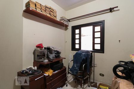 Casa à venda com 560m², 6 quartos e 6 vagas Casa à venda com 560m², 6 quartos e 6 vagasQuarto 6