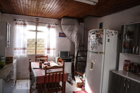 Casa à venda com 180m², 3 quartos e 5 vagas Casa à venda com 180m², 3 quartos e 5 vagasCozinha