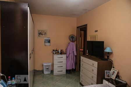Casa à venda com 180m², 3 quartos e 5 vagas Casa à venda com 180m², 3 quartos e 5 vagasQuarto 3