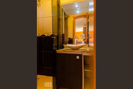 Apartamento para alugar com 45m², 2 quartos e 1 vaga Apartamento para alugar com 45m², 2 quartos e 1 vagaBanheiro