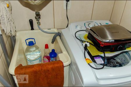 Apartamento para alugar com 45m², 2 quartos e 1 vaga Apartamento para alugar com 45m², 2 quartos e 1 vagaCozinha e Área de Serviço