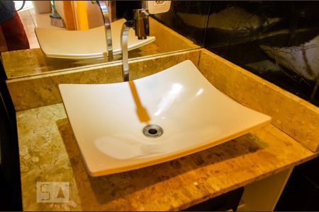 Apartamento para alugar com 45m², 2 quartos e 1 vaga Apartamento para alugar com 45m², 2 quartos e 1 vagaBanheiro - Torneira