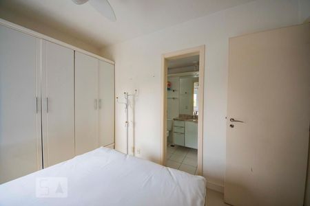 Apartamento à venda com 134m², 3 quartos e 2 vagas Apartamento à venda com 134m², 3 quartos e 2 vagasSuíte 2