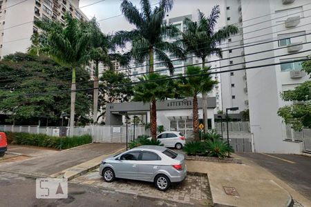 Apartamento à venda com 134m², 3 quartos e 2 vagas Apartamento à venda com 134m², 3 quartos e 2 vagasFachada