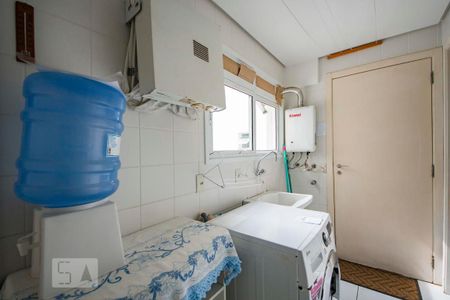 Apartamento à venda com 134m², 3 quartos e 2 vagas Apartamento à venda com 134m², 3 quartos e 2 vagasLavanderia