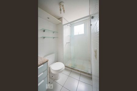 Apartamento à venda com 134m², 3 quartos e 2 vagas Apartamento à venda com 134m², 3 quartos e 2 vagasBanheiro da Suíte 1