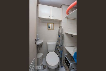 Apartamento à venda com 134m², 3 quartos e 2 vagas Apartamento à venda com 134m², 3 quartos e 2 vagasBanheiro de Serviço