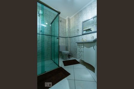 Casa à venda com 236m², 2 quartos e 2 vagasBANHEIRO SUITE 2