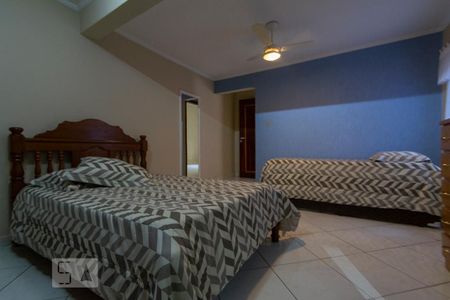 Casa à venda com 236m², 2 quartos e 2 vagasSUITE 2