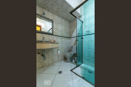 Casa à venda com 236m², 2 quartos e 2 vagasBANHEIRO COMUM