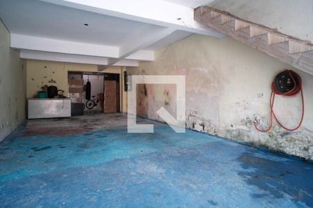 Casa à venda com 210m², 3 quartos e 4 vagas Casa à venda com 210m², 3 quartos e 4 vagasÁrea comum