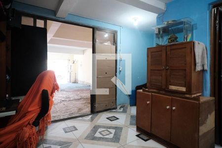 Casa à venda com 210m², 3 quartos e 4 vagas Casa à venda com 210m², 3 quartos e 4 vagasQuarto 3