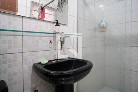 Casa à venda com 210m², 3 quartos e 4 vagas Casa à venda com 210m², 3 quartos e 4 vagasBanheiro