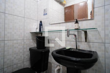 Casa à venda com 210m², 3 quartos e 4 vagas Casa à venda com 210m², 3 quartos e 4 vagasBanheiro