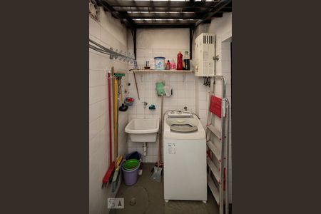 Apartamento à venda com 127m², 2 quartos e 1 vaga Apartamento à venda com 127m², 2 quartos e 1 vagaÁrea de Serviço