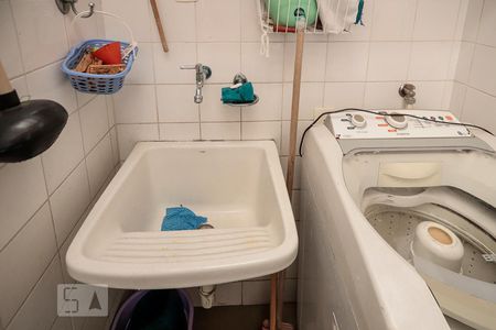 Apartamento à venda com 127m², 2 quartos e 1 vaga Apartamento à venda com 127m², 2 quartos e 1 vagaÁrea de Serviço