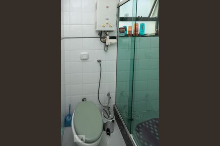 Apartamento à venda com 127m², 2 quartos e 1 vaga Apartamento à venda com 127m², 2 quartos e 1 vagaBanheiro Suíte