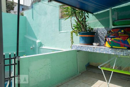 Casa à venda com 200m², 4 quartos e 1 vaga Casa à venda com 200m², 4 quartos e 1 vagaÁREA DE SERVIÇO