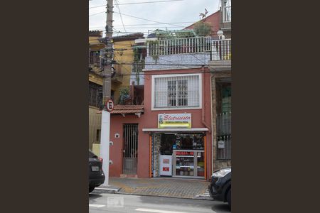 Casa à venda com 200m², 4 quartos e 1 vaga Casa à venda com 200m², 4 quartos e 1 vagaFACHADA