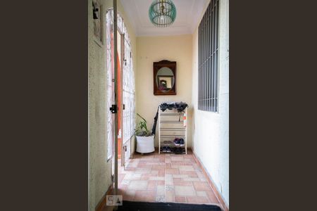 Casa à venda com 200m², 4 quartos e 1 vaga Casa à venda com 200m², 4 quartos e 1 vagaENTRADA