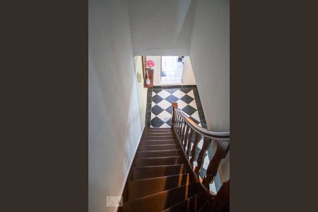 Casa à venda com 200m², 4 quartos e 1 vaga Casa à venda com 200m², 4 quartos e 1 vagaHALL