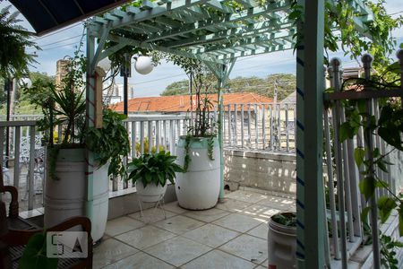 Casa à venda com 200m², 4 quartos e 1 vaga Casa à venda com 200m², 4 quartos e 1 vagaVARANDA QUARTO 3