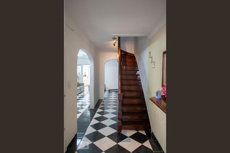 Casa à venda com 200m², 4 quartos e 1 vaga Casa à venda com 200m², 4 quartos e 1 vagaHALL