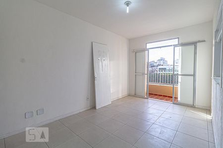 Sala de apartamento para alugar com 2 quartos, 50m² em Pechincha, Rio de Janeiro