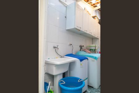 Casa à venda com 149m², 3 quartos e 2 vagas Casa à venda com 149m², 3 quartos e 2 vagasÁrea de serviço